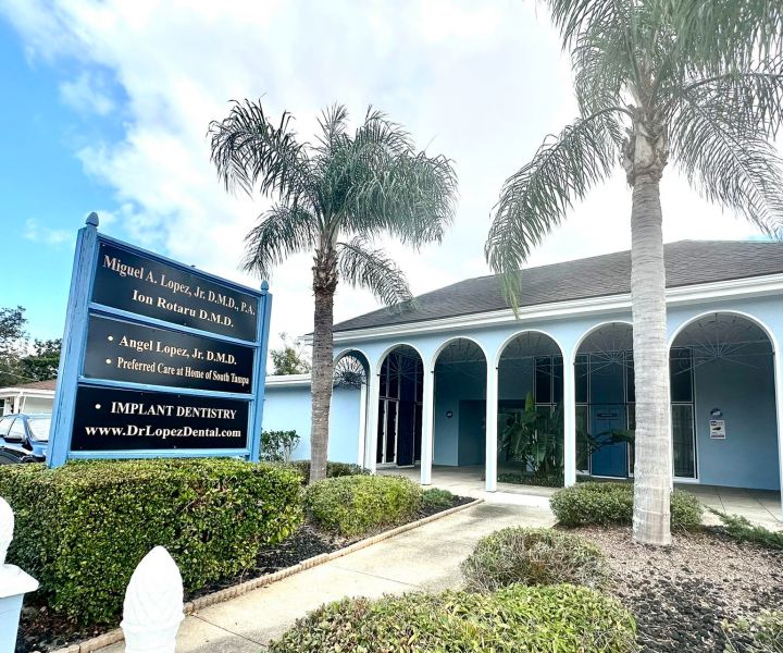 DrLopezDental hero image